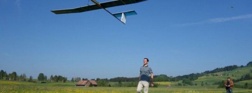 Nuevo record de vuelo perpetuo con un UAV solar