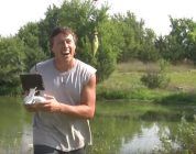 Granjero usa dron para pescar en un lago