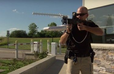 Rifle con Inhibidores de GPS usado para detener los drones