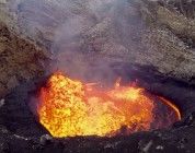 Nuevamente, increíbles imágenes de lava obtenidas gracias a los drones