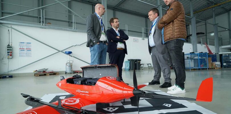 Luxemburgo lanzará pronto un puente aéreo de drones para muestras médicas.